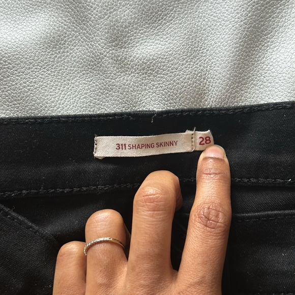 Levi’s 311 Shaping skinny jeans black 28 long - Picture 6 of 12